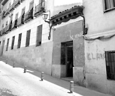 Una “corrala” (desaparecida) en Lavapiés-Embajadores, Madrid SANTIAGO EL VERDE 13_2004