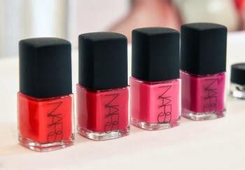 ❤ más fotos e información de lo próximo de NARS +, Guy Bourdin ❤ ❤ más fotos e información de lo próximo de NARS +, Guy Bourdin ❤