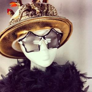 Novedades para fiestas bigote y fiestas Halloween, y links que nos gustan lista para la fiesta