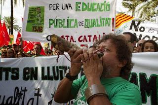 Huelga en Baleares por un trilinguïsmo impusto a la comunidad educativa. Huelga en Baleares por un trilinguïsmo impusto a la comunidad educativa.