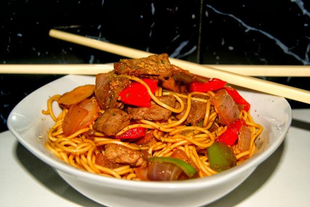 Noodles con Ternera y Verduritas Noodles con Ternera y Verduritas