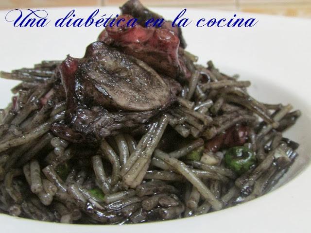 Fideos negros con pulpo y su conteo de las distintas raciones Fideos negros con pulpo y su conteo de las distintas raciones