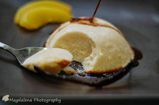PANNA COTTA DE ALBARICOQUES Y REQUESÓN PANNA COTTA DE ALBARICOQUES Y REQUESÓN