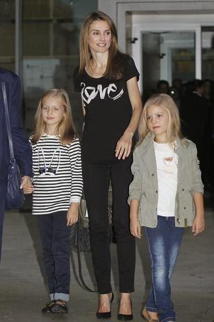 Letizia y su colección de pantalones pitillo Letizia y su colección de pantalones pitillo