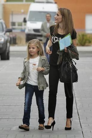 Letizia y su colección de pantalones pitillo Letizia y su colección de pantalones pitillo