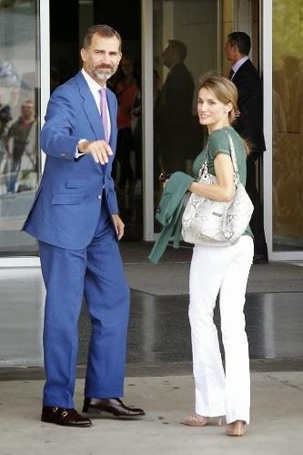 Letizia y su colección de pantalones pitillo Letizia y su colección de pantalones pitillo