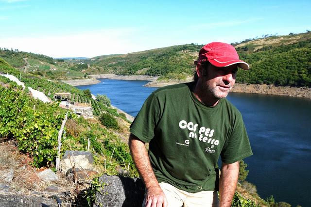 Viticultor de la Ribeira Sacra: En primera persona. Viticultor de la Ribeira Sacra: En primera persona.