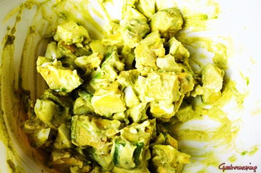 Sándwich de aguacate y huevo Sándwich de aguacate y huevo