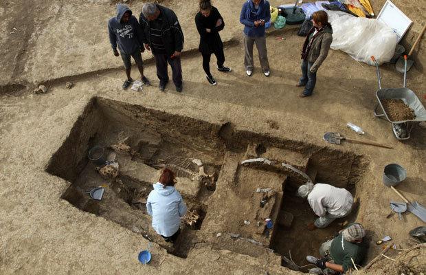 Localizan en Bulgaria una cuadriga tracia de 2.500 años en una tumba real Localizan en Bulgaria una cuadriga tracia de 2.500 años en una tumba real