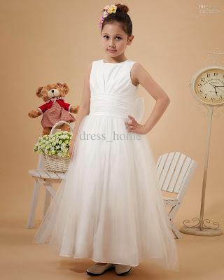 VESTIDOS DE PRIMERA COMUNIÓN PARA NIÑAS VESTIDOS DE PRIMERA COMUNIÓN PARA NIÑAS