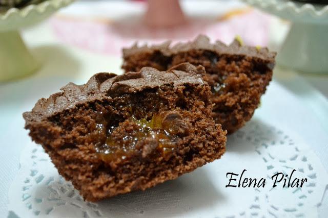 Cupcakes de Chocolate rellenos de Mermelada de Naranja amarga Cupcakes de Chocolate rellenos de Mermelada de Naranja amarga