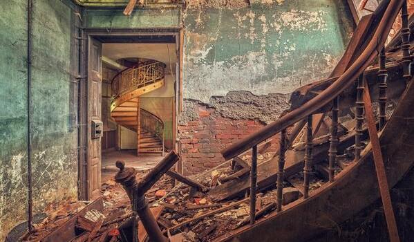 Haikyo, turismo en lugares abandonados BTfnrX6IIAA1LBY