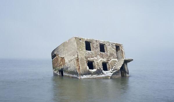 Haikyo, turismo en lugares abandonados BT17ArjIcAAH1T_