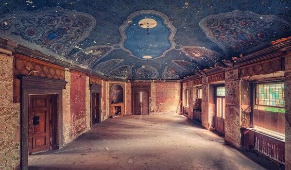 Haikyo, turismo en lugares abandonados BTvRdxoIEAAhgW0