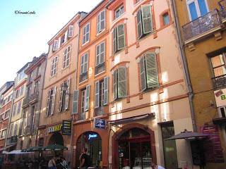 Rue du Taur, Toulouse, Polidas chamineras