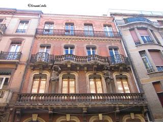 Casa burguesa, Toulouse, Polidas chamineras