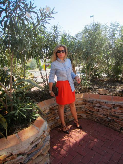 LOOK256-4.10.20137:30CAMISA VAQUERA.¿Qué tal amiga?Ya por... LOOK256-4.10.20137:30CAMISA VAQUERA.¿Qué tal amiga?Ya por...