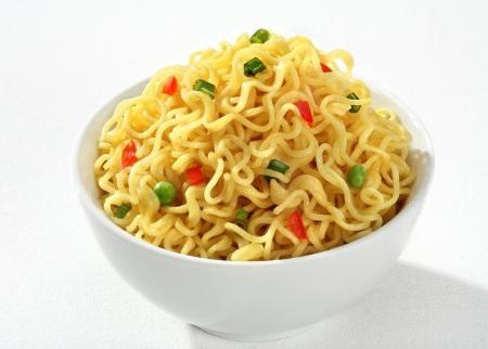 Fideos con hortalizas. fideos