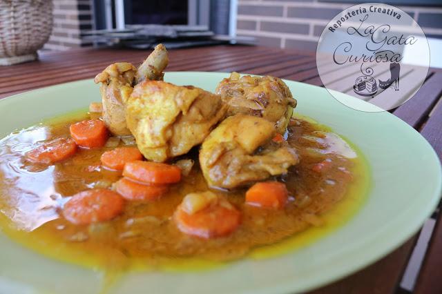 POLLO AL CURRY CON LECHE DE COCO