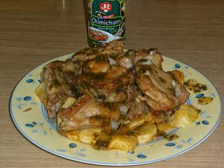 Costilla de cerdo guisada con salsa Chimichurri Costilla de cerdo guisada con salsa Chimichurri