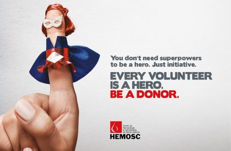 No necesitas superpoderes para ser un héroe. Sólo iniciativa. Anuncios_ENGLISH_VERSION