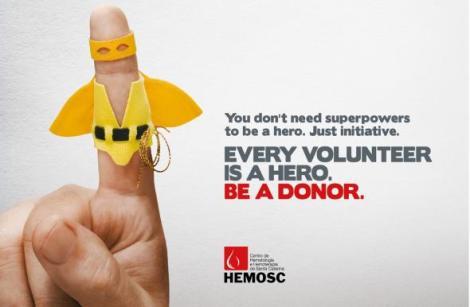 No necesitas superpoderes para ser un héroe. Sólo iniciativa. herofingersad_03