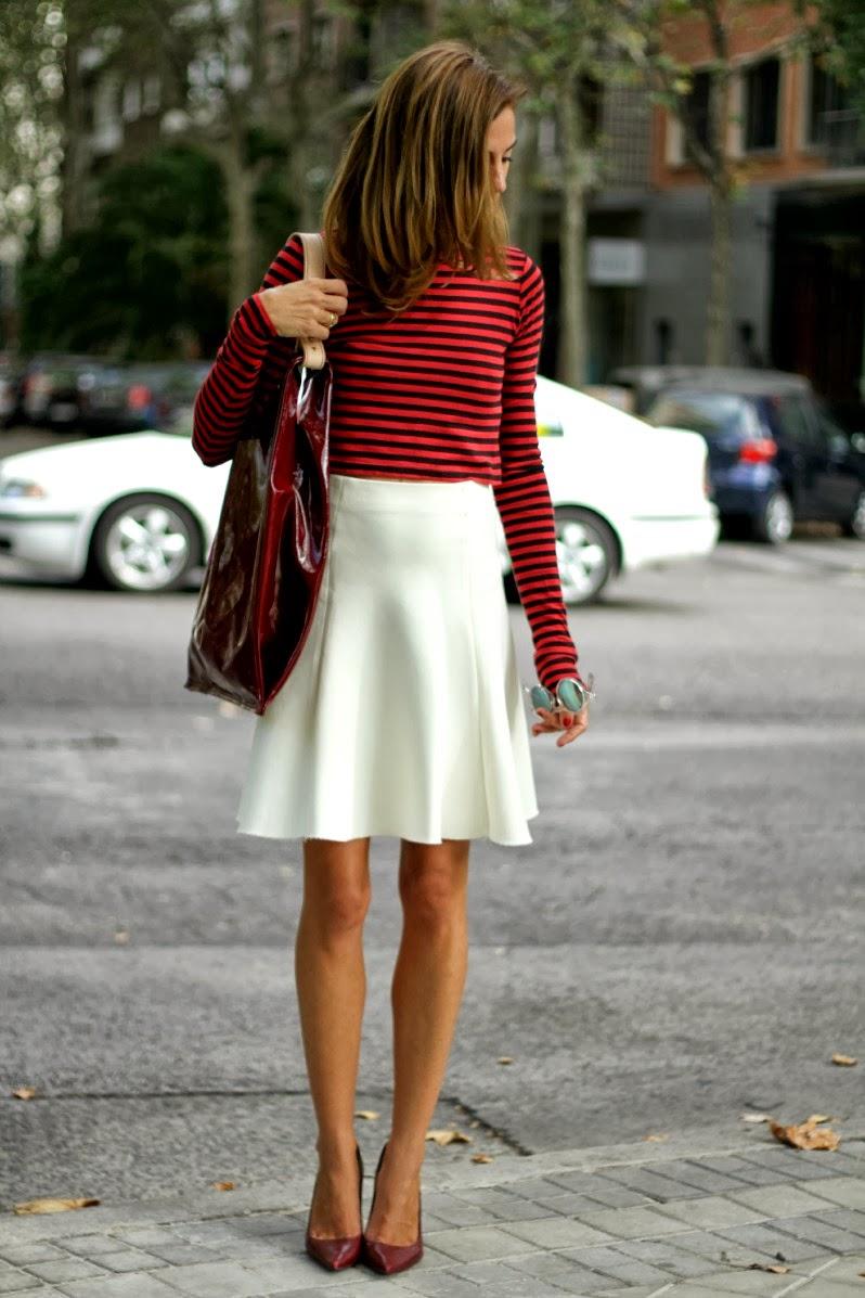 CROPPED TOP Y MINI DE VUELO CROPPED TOP Y MINI DE VUELO