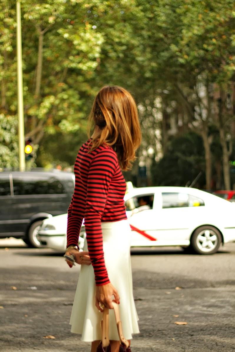 CROPPED TOP Y MINI DE VUELO CROPPED TOP Y MINI DE VUELO