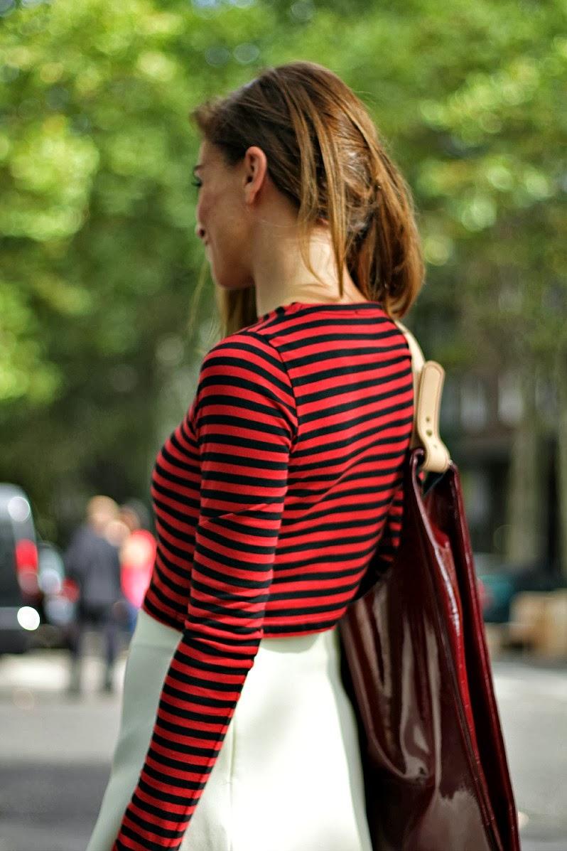 CROPPED TOP Y MINI DE VUELO CROPPED TOP Y MINI DE VUELO