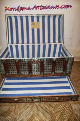 Restauración de baúl de chapa con cajón Restauración de baúl de chapa con cajón