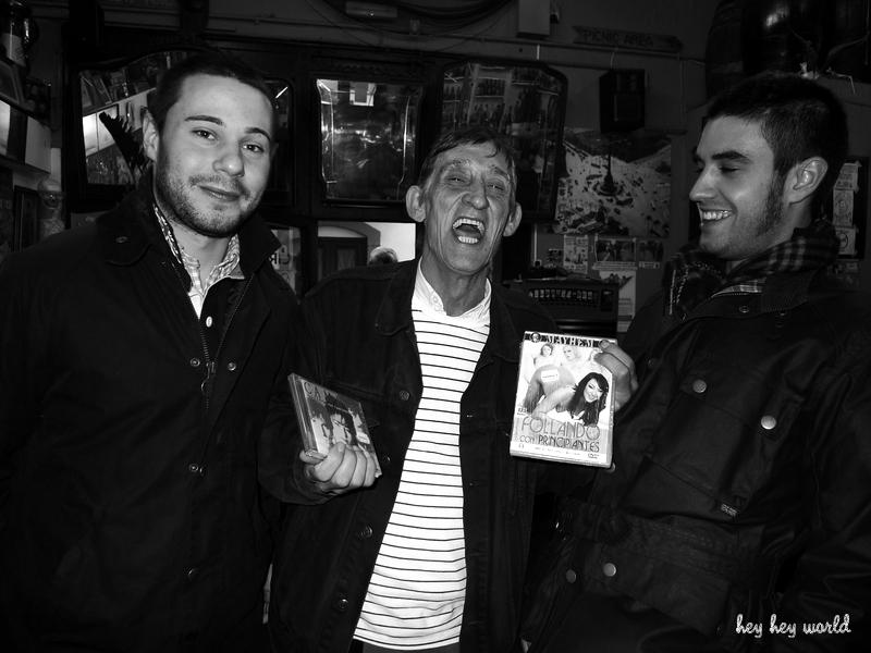 Los domingos nuestros en la Barceloneta Agus_lucas_lokillo
