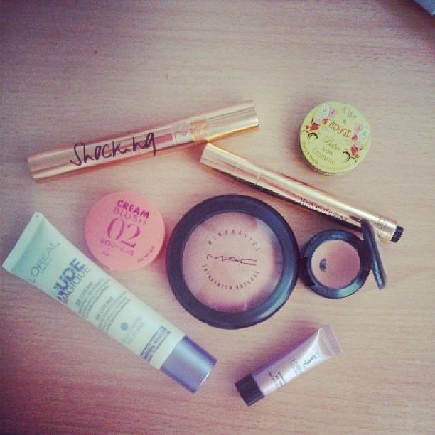 Mis básicos para un efecto ''buena cara'' Mis básicos para un efecto ''buena cara''