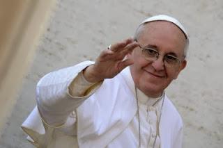 Papa expresa solidaridad a presidenta Cristina.