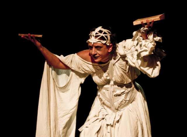 Continúa Tetaro del Puerto en la Sala Llauradó Continúa Tetaro del Puerto en la Sala Llauradó