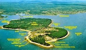 EL MISTERIOSO POZO DE LA ISLA DE OAK… EL MISTERIOSO POZO DE LA ISLA DE OAK…