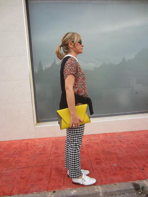 LOOK259-11.10.20137:30TENDENCIA:CUADROS VICHY¡¡Qué hay de... LOOK259-11.10.20137:30TENDENCIA:CUADROS VICHY¡¡Qué hay de...