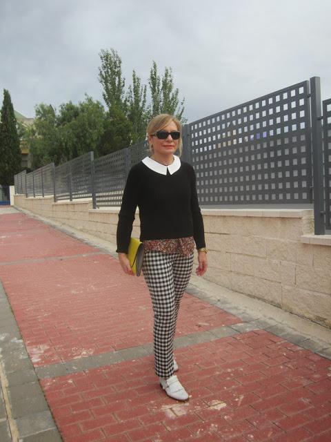 LOOK259-11.10.20137:30TENDENCIA:CUADROS VICHY¡¡Qué hay de... LOOK259-11.10.20137:30TENDENCIA:CUADROS VICHY¡¡Qué hay de...