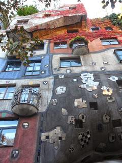 Viena: el Landstrasse y Karlskirche, conceptos antágonicos del arte. Viena: el Landstrasse y Karlskirche, conceptos antágonicos del arte.