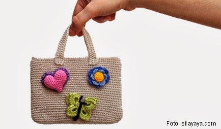 Encontrando la paja en el... bolso ajeno Encontrando la paja en el... bolso ajeno