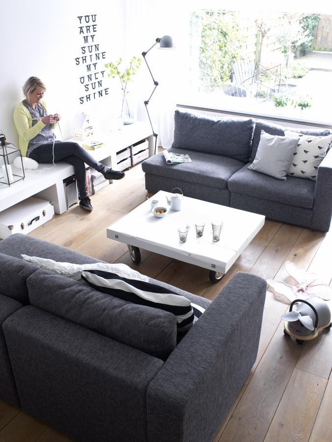 Escandinavo blanco y negro black and white living room