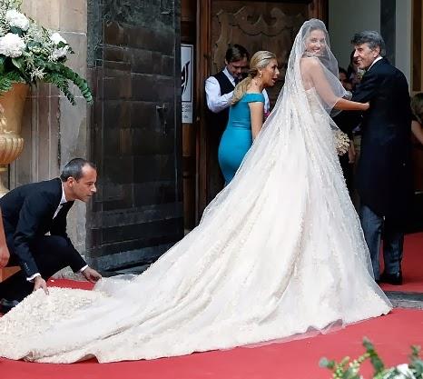 María Colonques, una novia radiante de Elie Saab. Más vestidos del diseñador libanés