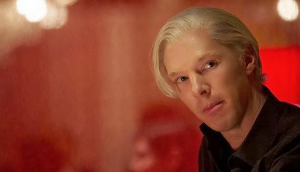 Benedict Cumberbatch responde a Julian Assange