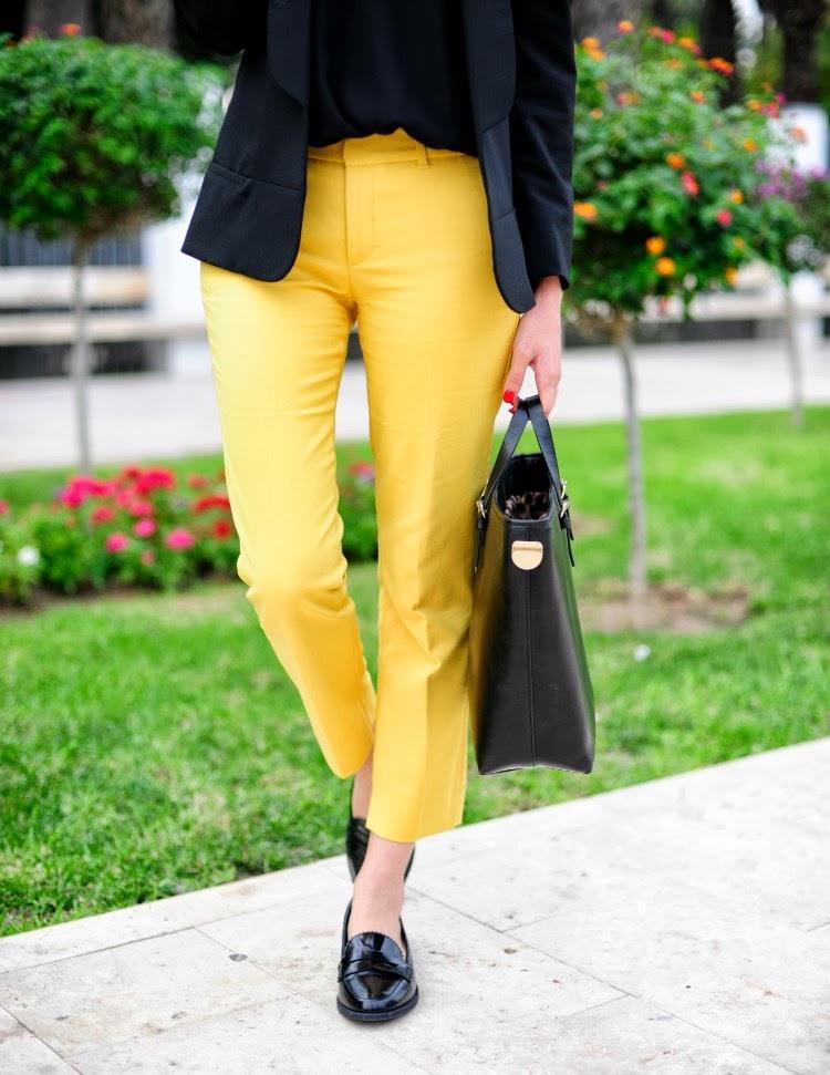 Working Look Working Look