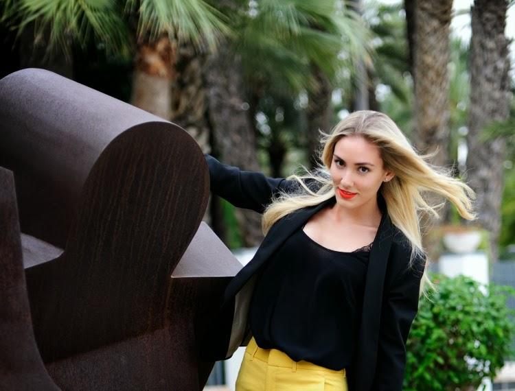 Working Look Working Look