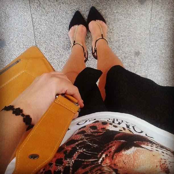 InstaLowCost InstaLowCost