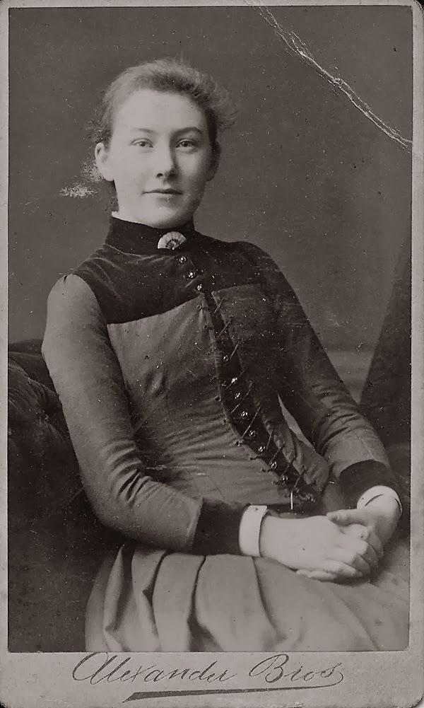 En las fotografías victorianas también sabían sonreír.