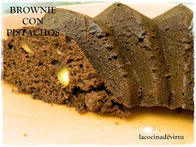 BROWNIE CON PISTACHOS BROWNIE CON PISTACHOS