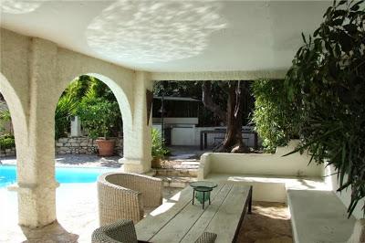 Rustica en la Riviera Francesa Rustica en la Riviera Francesa