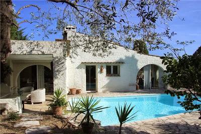 Rustica en la Riviera Francesa Rustica en la Riviera Francesa