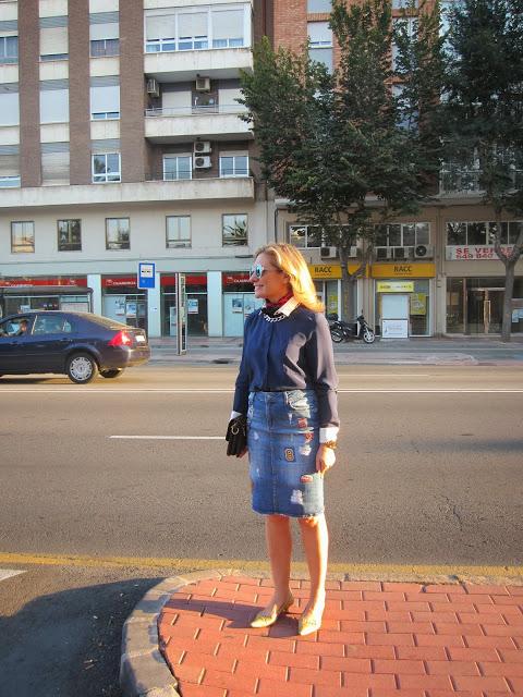 LOOK261-16.10.20137:30TERRITORIO VAQUERO EN LA URBE¡¡Hola... LOOK261-16.10.20137:30TERRITORIO VAQUERO EN LA URBE¡¡Hola...